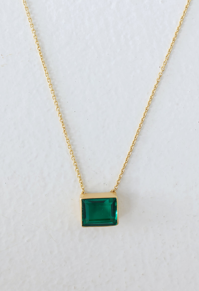 EMPIRE NECKLACE