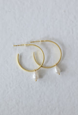 SHELL PEARL EARRING