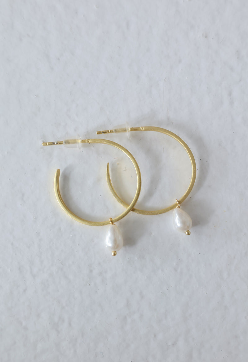SHELL PEARL EARRING