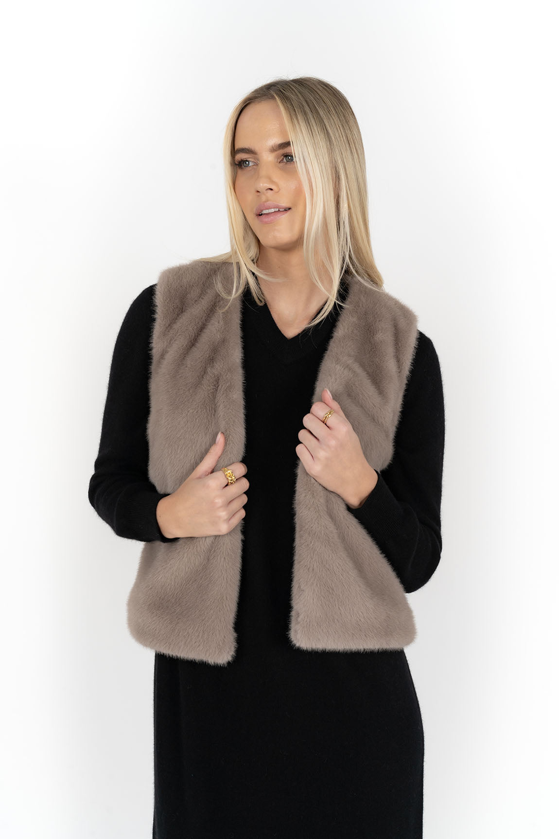 VIENNA VEST