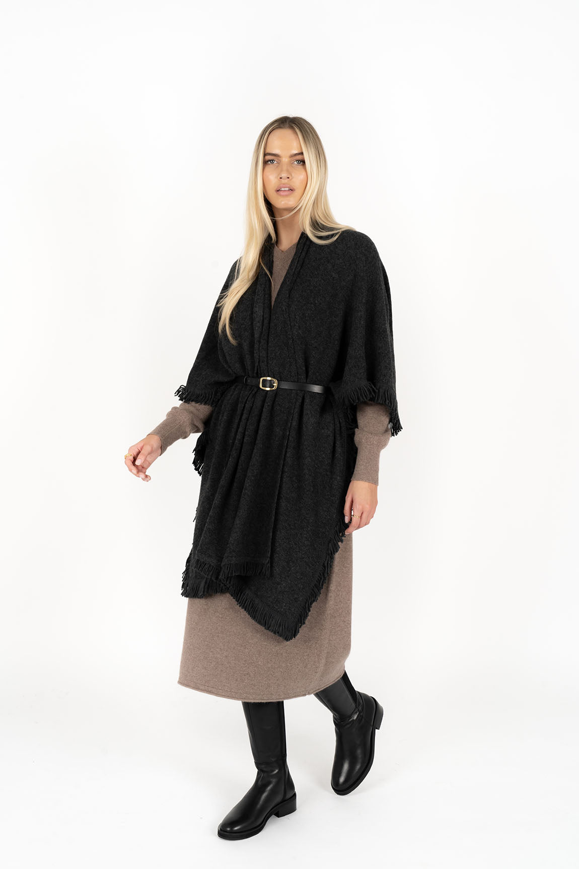 FRINGE WRAP