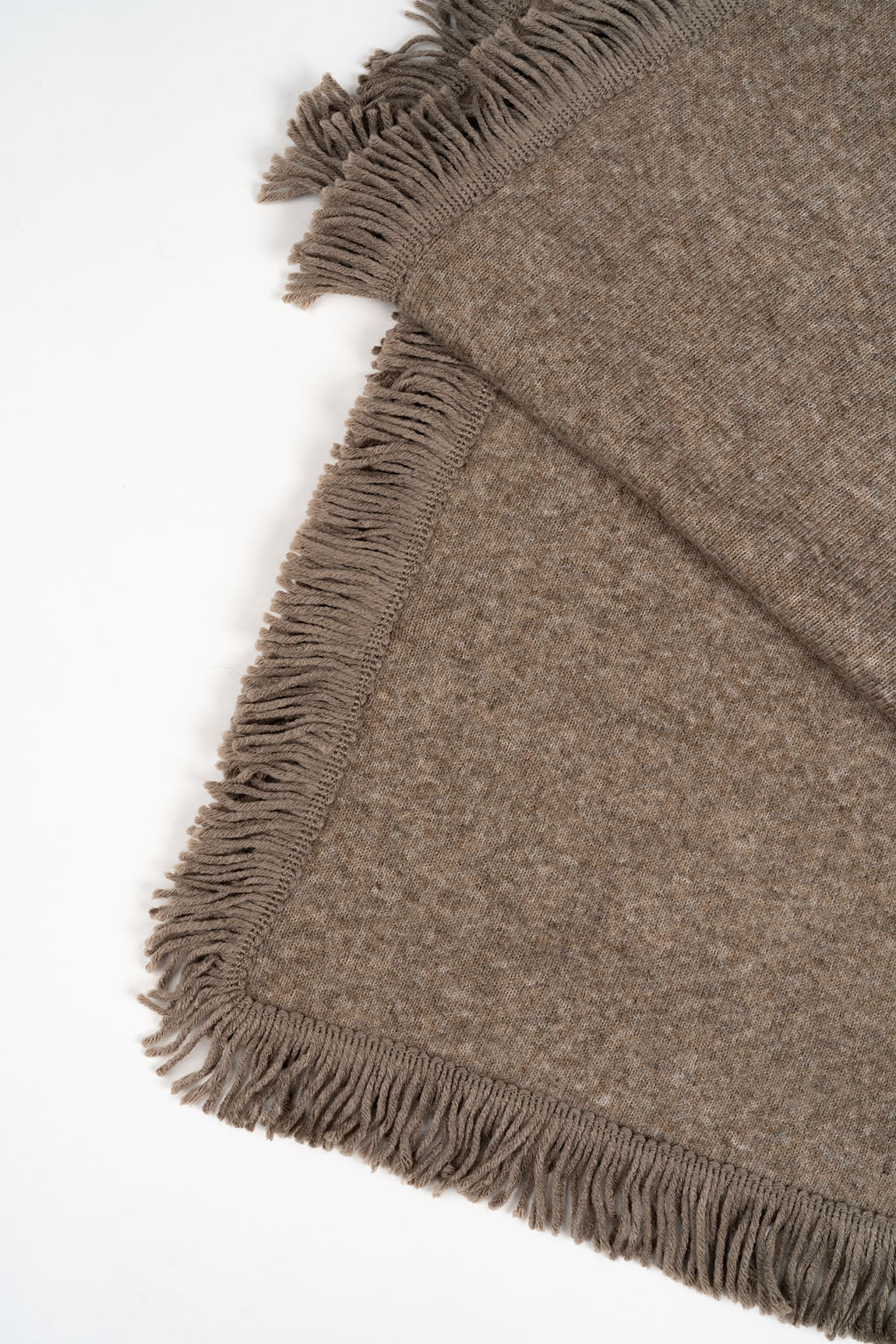 FRINGE WRAP
