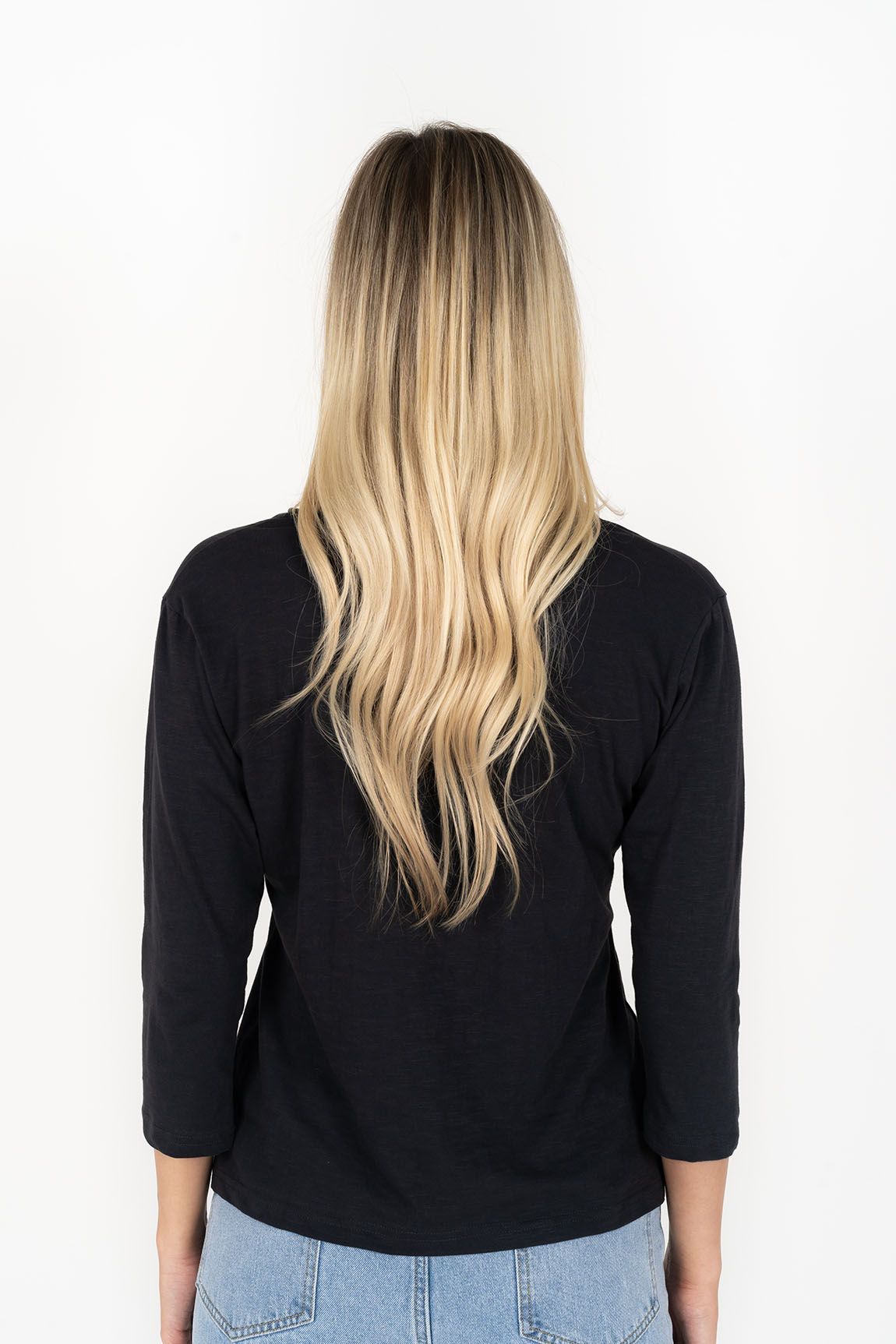 STELLA V NECK TEE AW26